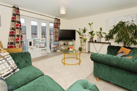 undefined, Lancaster Gate, Upper Cambourne, Cambridge