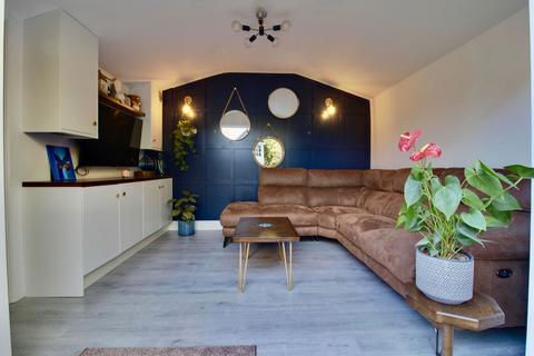 undefined, Brentwood Road, Romford RM1