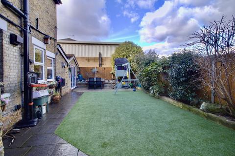 undefined, Brentwood Road, Romford RM1