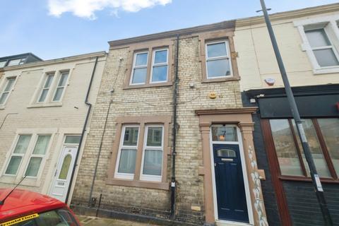 2 bedroom house for sale, Station Road, Cullercoats, North Shields