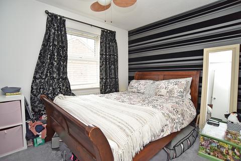 3 bedroom semi-detached house for sale, Carline Mead, Harrogate