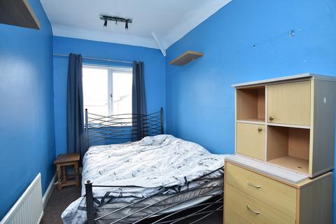 3 bedroom end of terrace house for sale, St Andrews Avenue, Harrogate