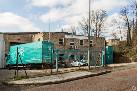 Industrial development to rent, 5 Oakfield Rd London SE20 8EW