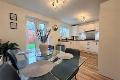 3 bedroom semi-detached house for sale, Felchurch Road, Sproughton, Ipswich