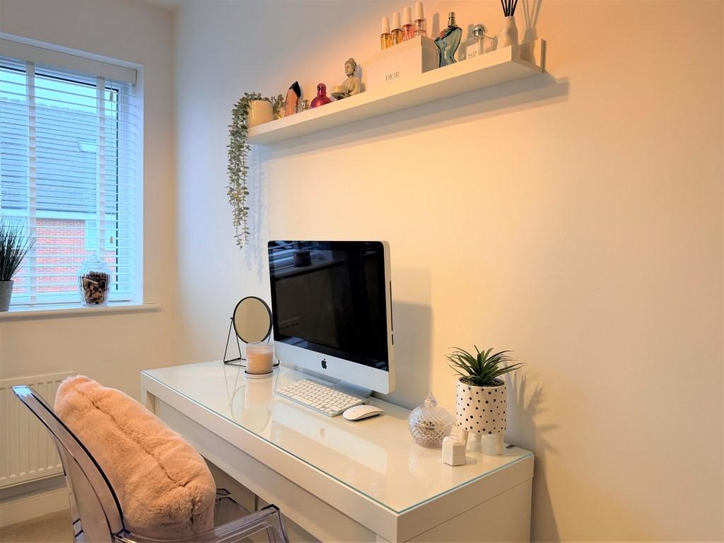 Bedroom3 2