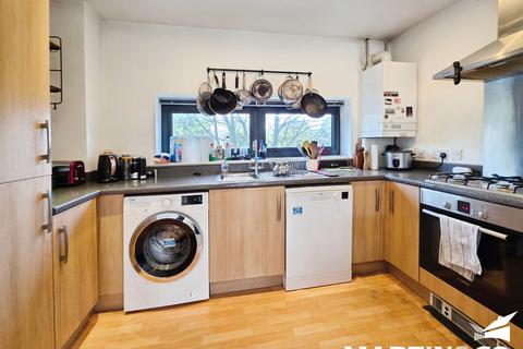 2 bedroom apartment to rent, Upper Chase, Chelmsford