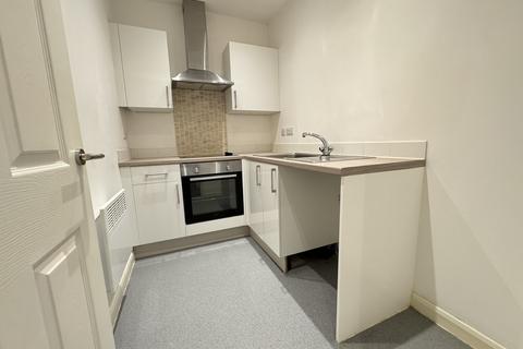 2 bedroom apartment to rent, Reginald Road South, Chaddesden DE21
