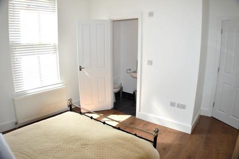 6 bedroom house share to rent, South Street, Derby DE1