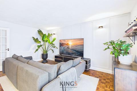 2 bedroom flat for sale, Park Close, Hatfield, AL9