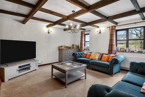 4 bedroom detached house for sale, Salisbury Drive, Stafford, ST16