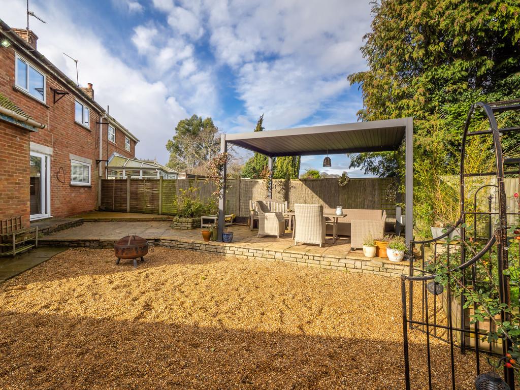 17 Groveside-12