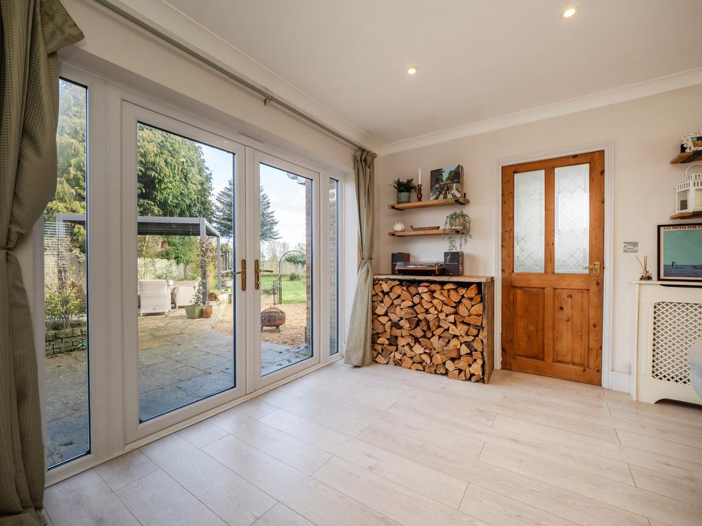 17 Groveside-78