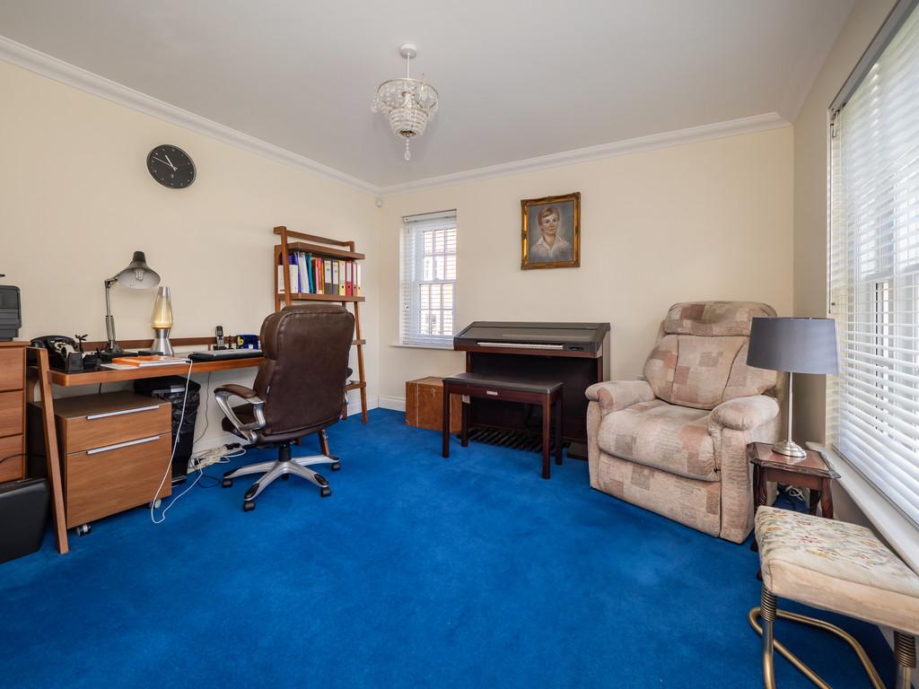 52 Ashburton Close-52