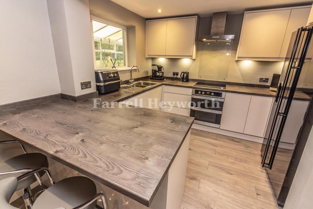 Kitchen b