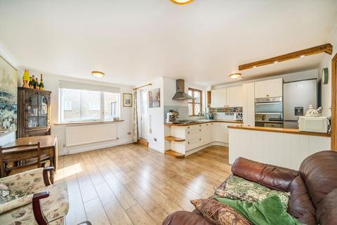 2 bedroom flat for sale, Brixton Road, London SW9