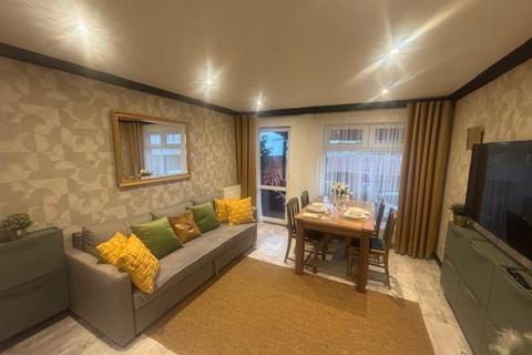 2 bedroom terraced house to rent, Orr Street, Bridgeton