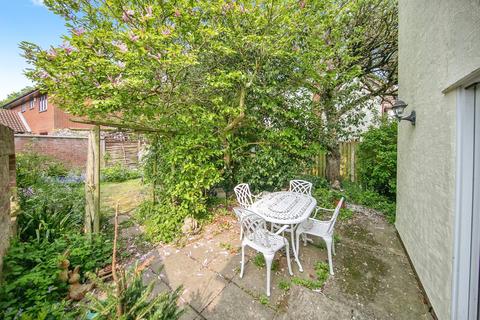 4 bedroom detached house for sale, Broad Oaks Park, Colchester