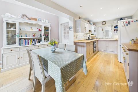4 bedroom detached house for sale, Park Lane, Sutton Bonington