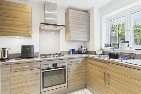 1 bedroom maisonette for sale, Abrahams Close, Amersham, Buckinghamshire, HP7