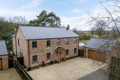 4 bedroom detached house for sale, James Close, Barmby Moor