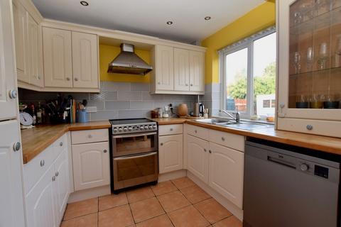 3 bedroom detached house for sale, Southfield Close, Wetwang