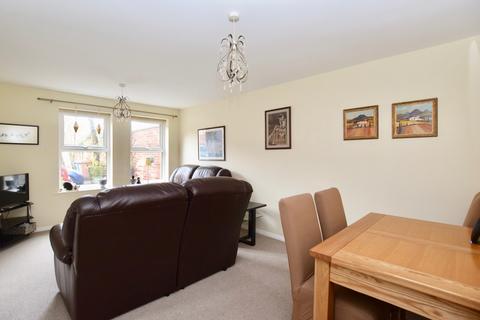 2 bedroom apartment for sale, Willow Court, Pocklington