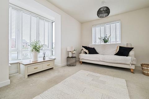 4 bedroom detached house for sale, Friary Place, Kingswood, Hull
