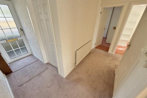 3 bedroom detached bungalow for sale, Barn Road, Broadstone