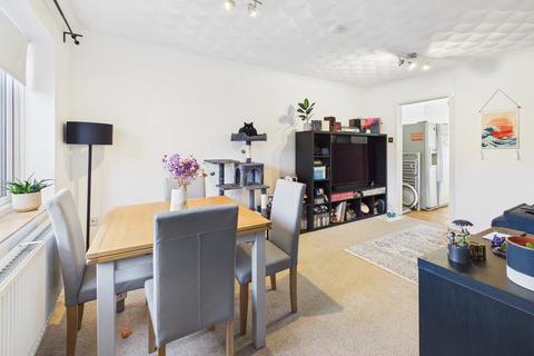 2 bedroom terraced house for sale, Honeysuckle Way, Bury St Edmunds IP32