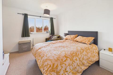 2 bedroom terraced house for sale, Honeysuckle Way, Bury St Edmunds IP32