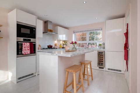 undefined, Midsummer Road, Pontrhydyrun, Cwmbran