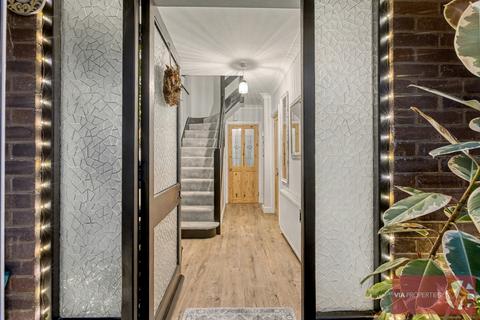 3 bedroom semi-detached house for sale, Penton Drive, Waltham Cross EN8