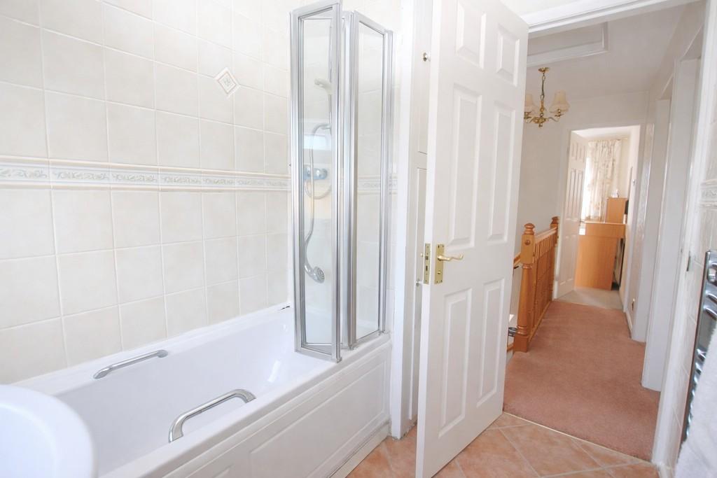 Bathroomangle2