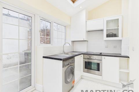 2 bedroom terraced house to rent, Holywell Hill, St Albans