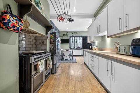 4 bedroom semi-detached house for sale, Nields Road, Huddersfield, HD7
