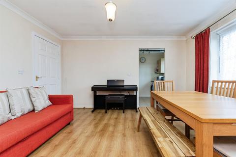 2 bedroom flat for sale, Gorseway, Hatfield