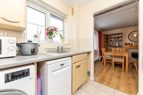 2 bedroom flat for sale, Gorseway, Hatfield