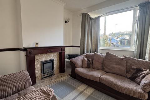 3 bedroom semi-detached house for sale, Elmhurst Avenue, Melton Mowbray