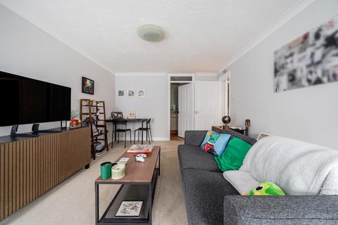 2 bedroom apartment for sale, Ramsbury Drive, Hungerford