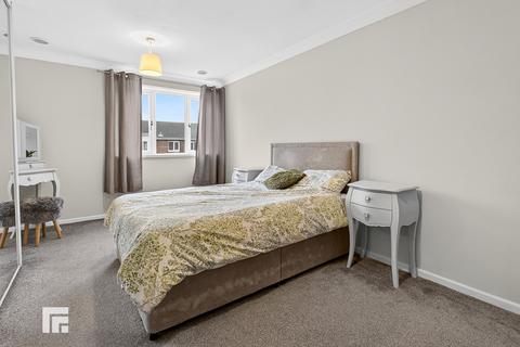 2 bedroom flat for sale, Lindway Court, Conybeare Road