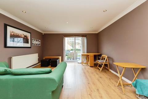 undefined, Eddington Crescent, Welwyn Garden City