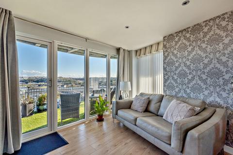 undefined, Roma, Victoria Wharf, Cardiff