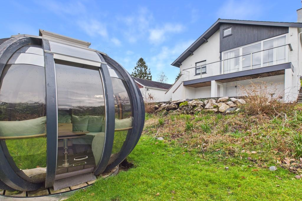 Rear external/garden