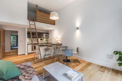 1 bedroom flat for sale, Green Way Building, London SW15