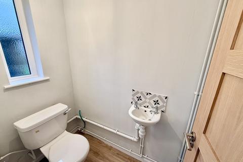 3 bedroom townhouse to rent, Woodview, Cotgrave, Nottingham