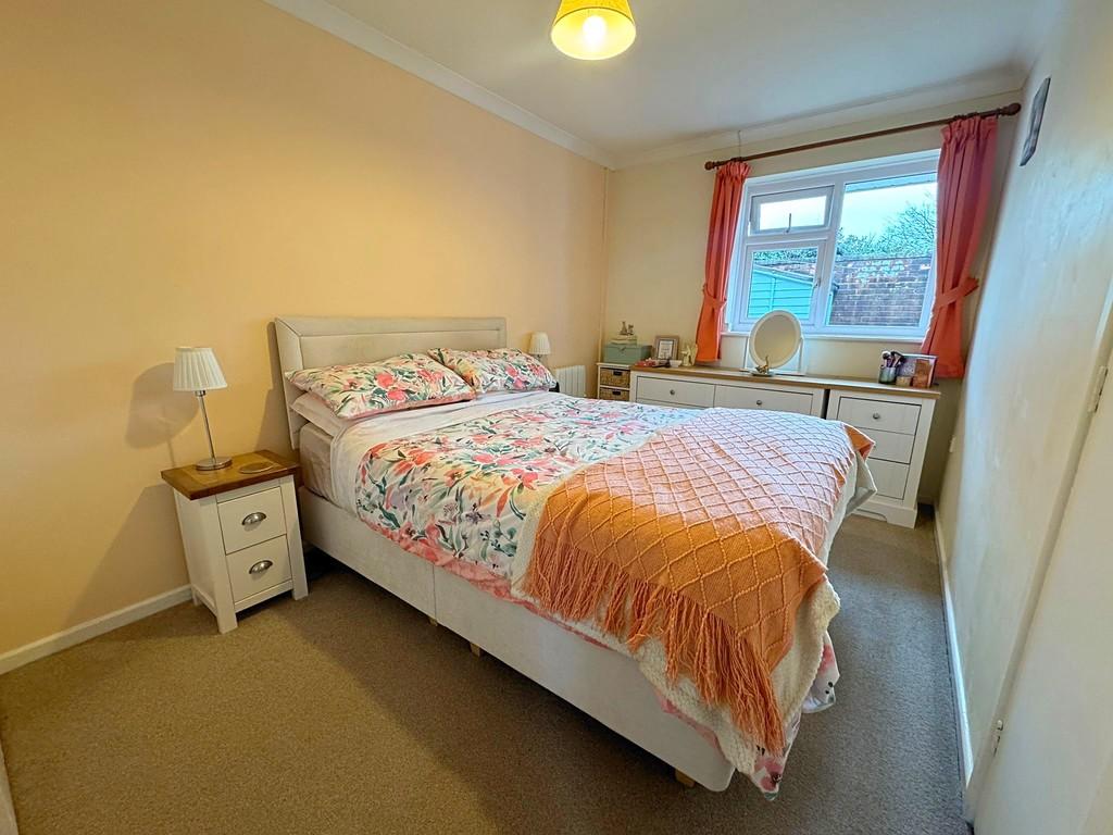 Bed 1