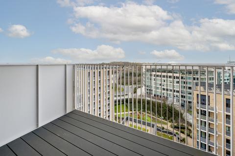 1 bedroom flat to rent, at Manchester, 199 Viscount House 8, Lakeside Drive NW10