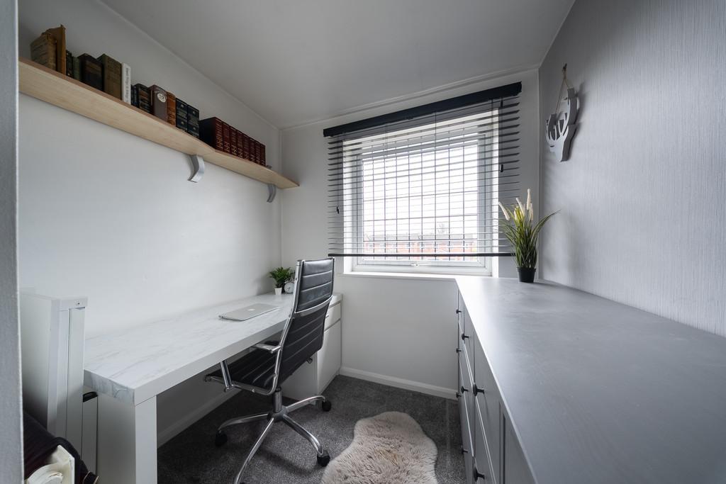 Endsleigh Close, Upton, CH2 1 LX