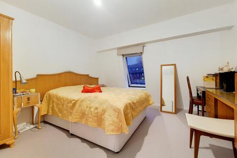 2 bedroom end of terrace house to rent, Tintern Close, Wimbledon