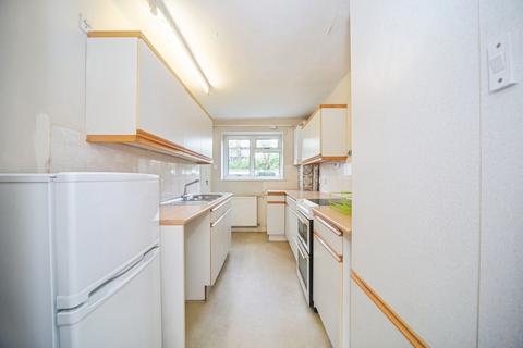 2 bedroom ground floor flat for sale, Westwood Road